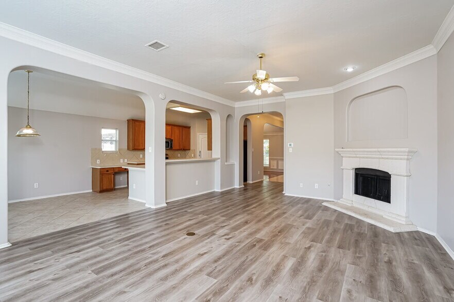 Building Photo - 24026 Hackberry Creek Dr