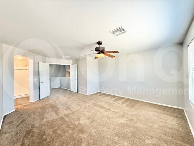 Building Photo - 3690 E Janelle Ct