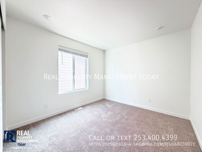 Building Photo - 13616 185th St Ct E