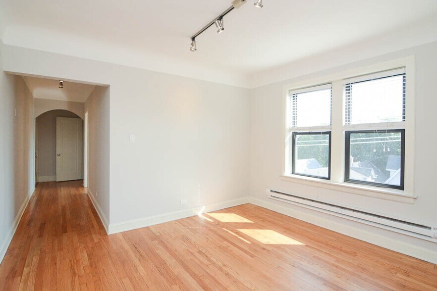 Building Photo - 2324 N Rockwell St