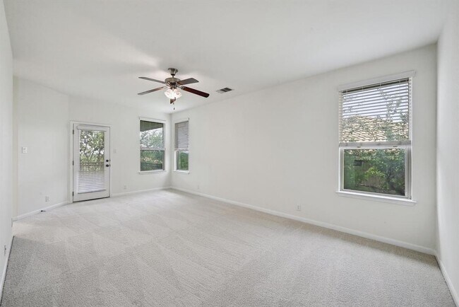 Building Photo - 503 S Meadowlark St
