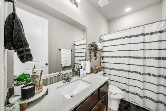 Building Photo - 32927 Franklin Brooks Dr