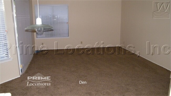 Building Photo - Peaceful east Roseville living