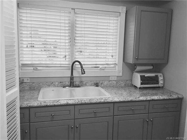 Building Photo - 1203 Walter Blvd