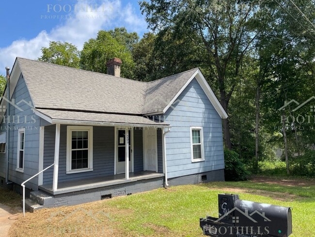 Building Photo - 209 Farmer St