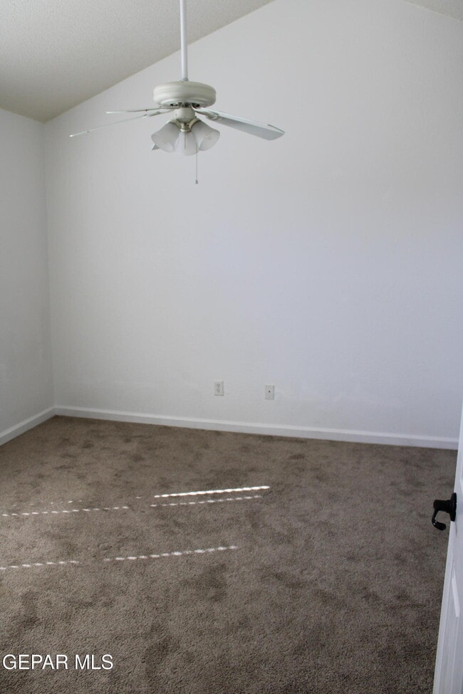 Building Photo - 12516 Twin Leaf Dr