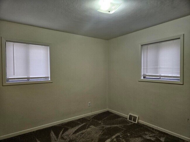 Building Photo - Single Family Rental Home - 2BR-1BA - New ...