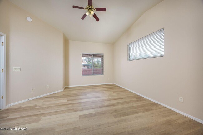 Building Photo - 12253 N Brightridge Dr