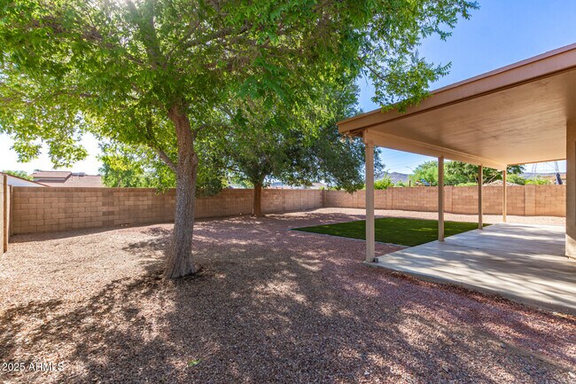 Building Photo - 24410 N 39th Ave