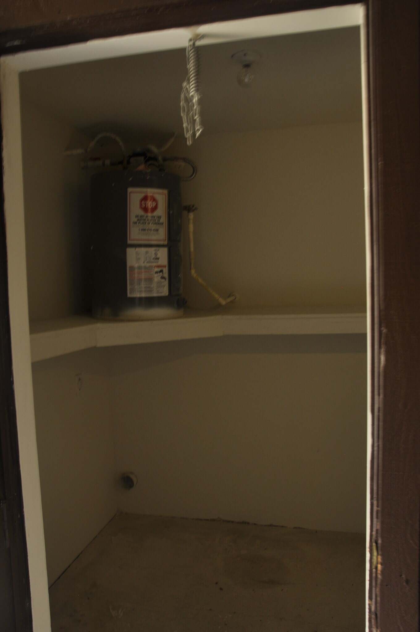 Storage w/ washer dryer hookups - 7200 W T C Jester Blvd