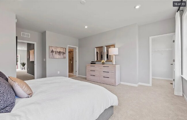 Building Photo - 9218 Magellan Pkwy