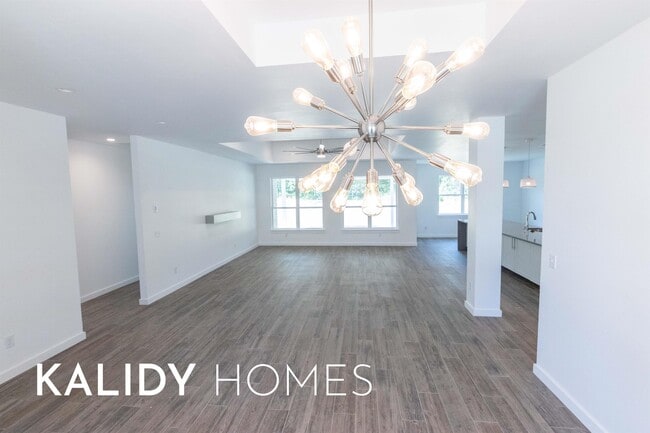 Building Photo - 1715 Kalidy Dr