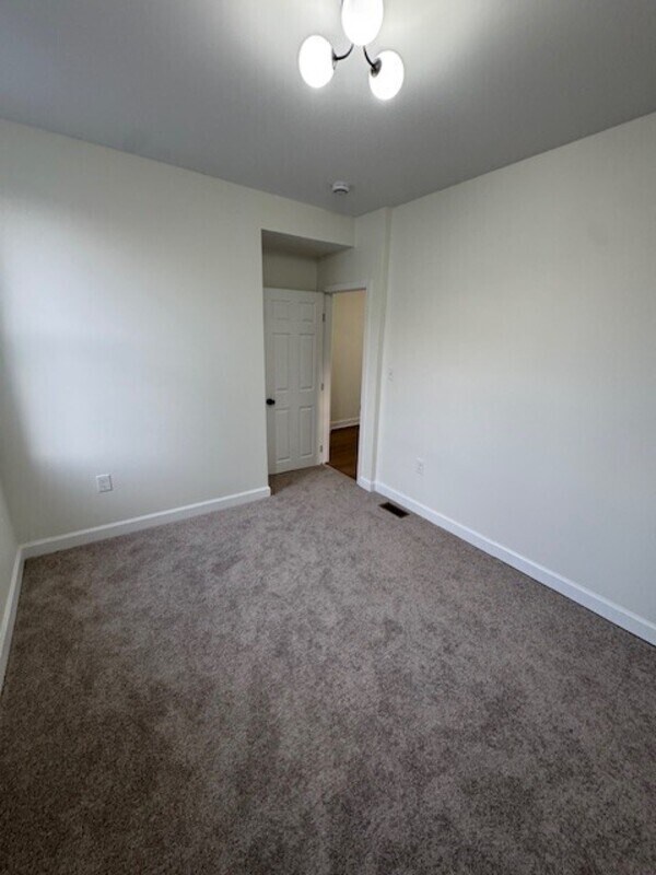 Building Photo - 1922 N Bentalou St