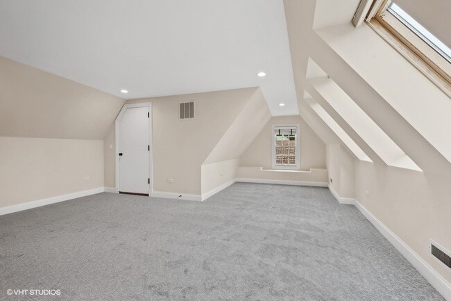 Building Photo - 147 Linden Ave
