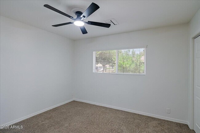 Building Photo - 536 N Cheri Lynn Dr