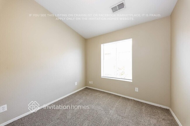 Building Photo - 11944 N 74th Ln