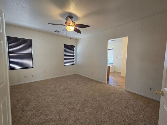 Building Photo - 9164 Craven Ave
