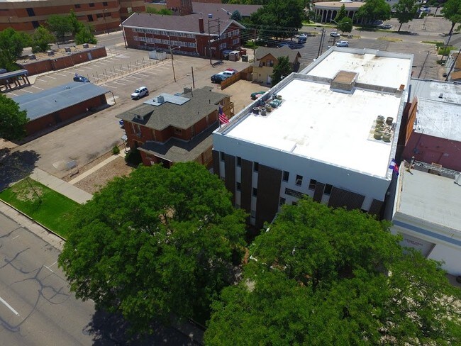 Building Photo - 1020 9th St