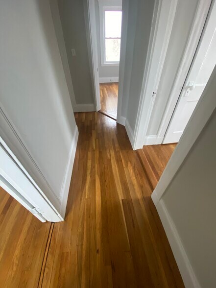 Building Photo - 39 Waterhouse St