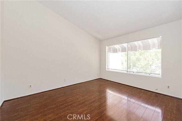 Building Photo - 105 Stanford Ct
