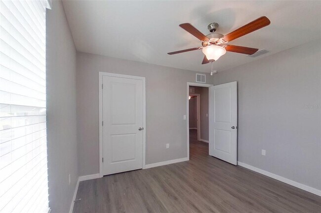 Building Photo - 8584 SW 43rd Ter