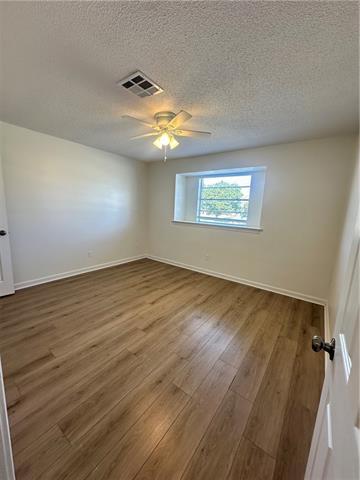 Building Photo - 4704 Park Dr N