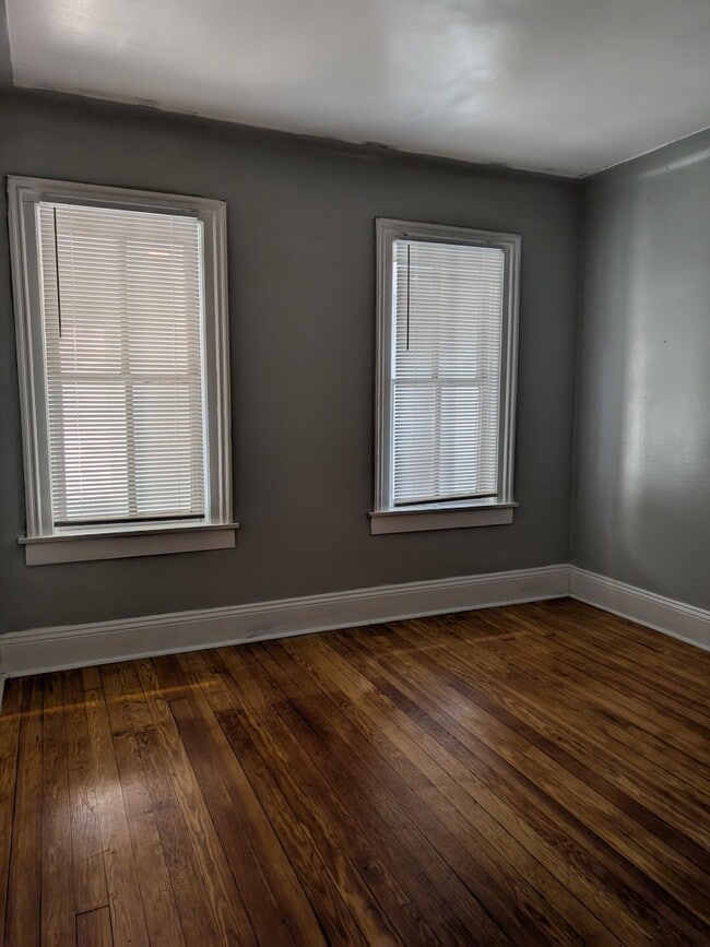 Building Photo - 4021 Neff Ave