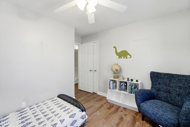 Building Photo - 1097 Honeycutt Way