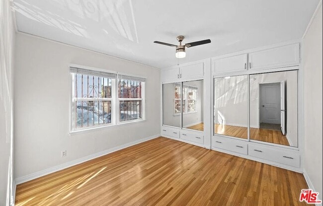 Building Photo - 1518 Laurel Canyon Blvd