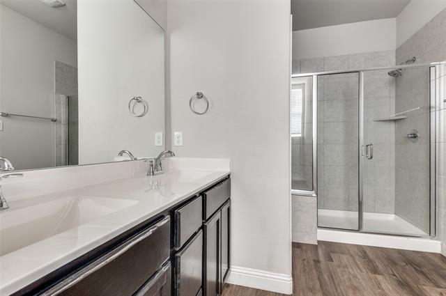 Building Photo - 1900 Bel Air Dr