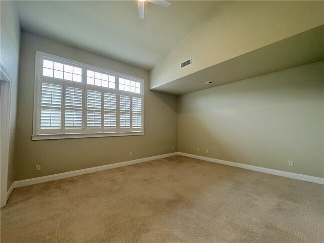 Building Photo - 1258 DeKalb Ave NE