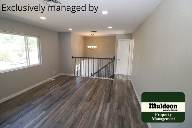 Building Photo - Beautiful Belmont Home with 4 car garage! ...