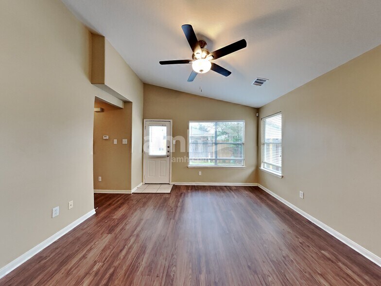 Building Photo - 4922 Kasos Isle Dr