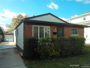 Building Photo - 762 Ruffner Ave