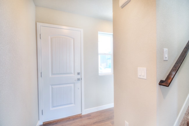 Building Photo - 10478 Luneth Dr