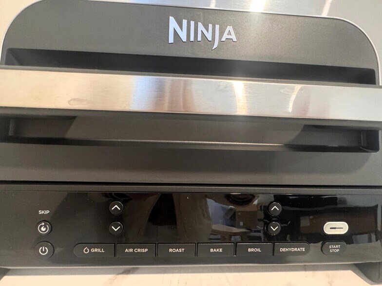 Building Photo - 39 Cottage St