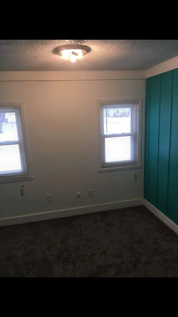 Building Photo - Spacious 3-Bedroom in Colona with Yard and Garage!