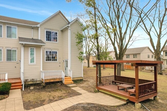 Building Photo - 1663 Liberty St