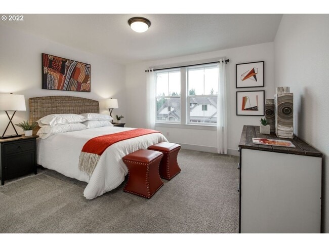 Building Photo - Charming Newer Model Home!