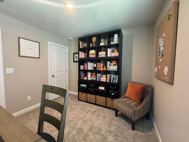 Building Photo - Modern 3-Level Townhome for Rent | Prime SW Charlotte Location