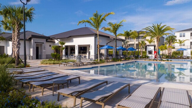 Building Photo - 1053 Splash Shot Pl