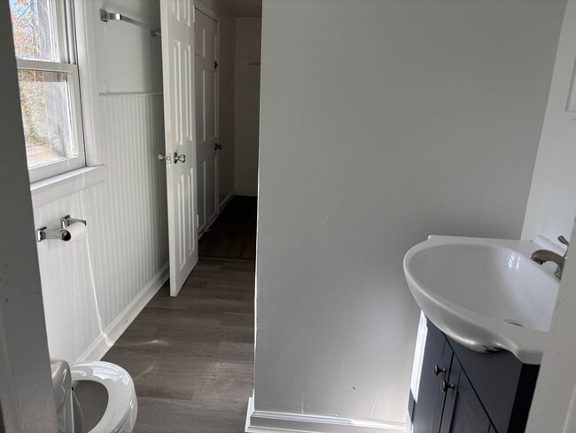 Building Photo - Modern Charm Meets Comfort: Fully Remodele...