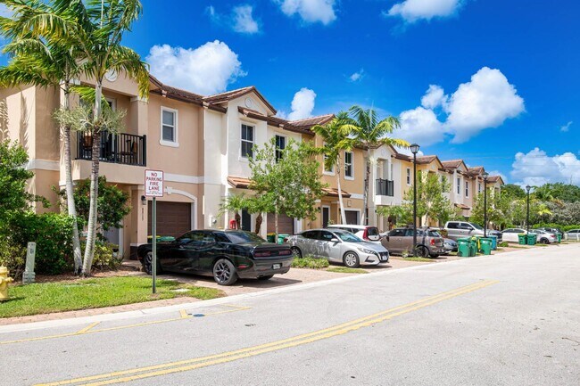 Building Photo - 7651 NW 88th Terrace