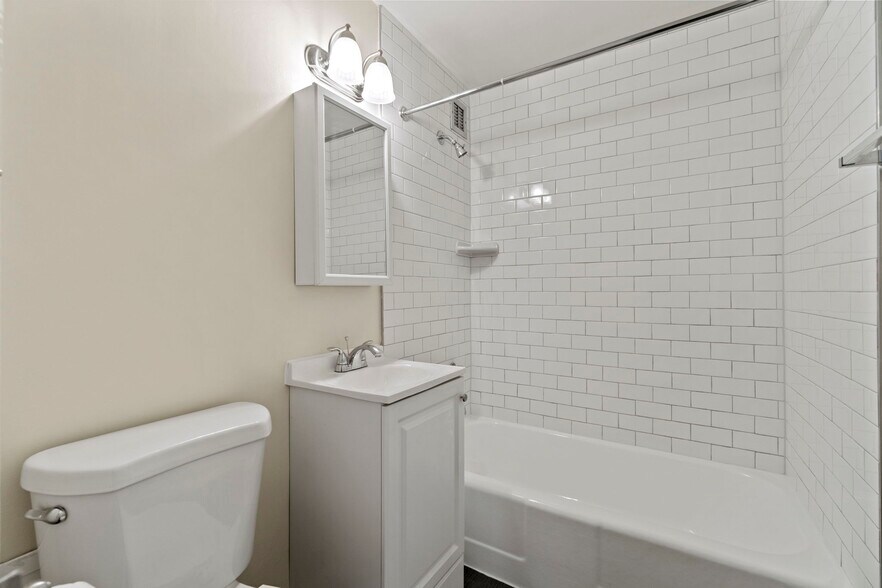 bathroom (being updated) - 1011 Arlington Blvd