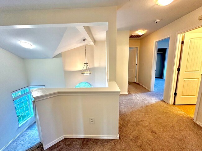 Building Photo - Spacious 4-Bedroom Home with Modern Comforts in Spanaway, WA