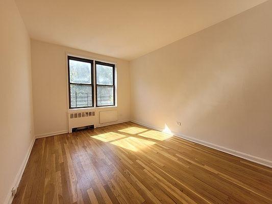 Building Photo - 2 bedroom in Bronx NY 10471