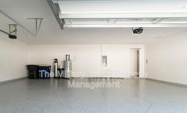 Building Photo - 12706 Grn Mdw Dr