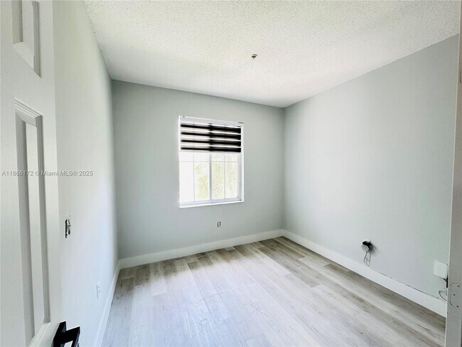 Building Photo - 11637 W Atlantic Blvd