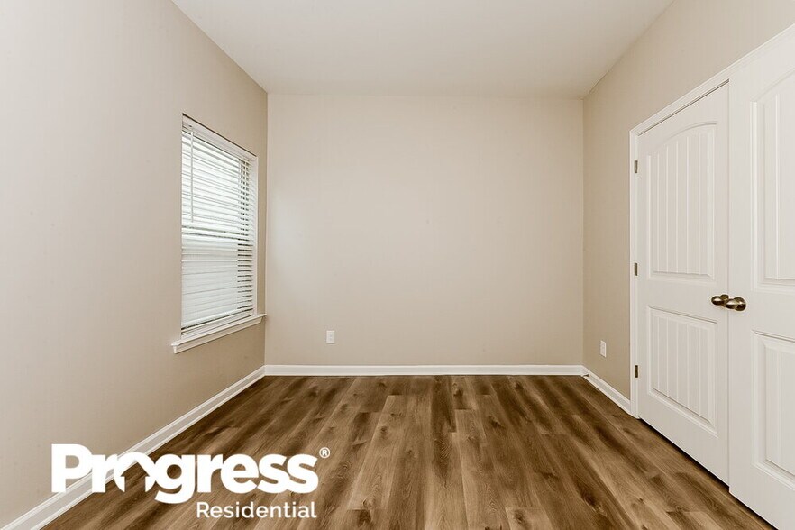 Building Photo - 147 Preserve Dr