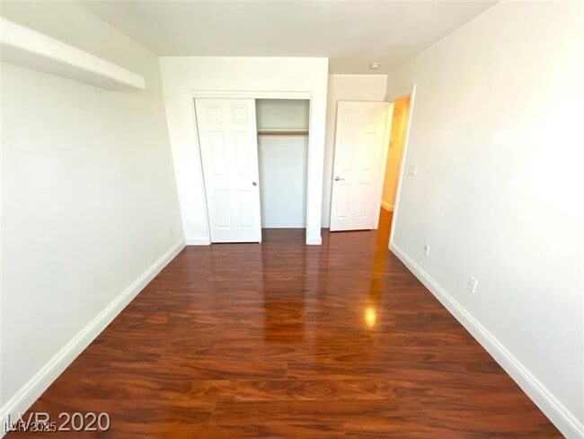 Building Photo - 8869 Skyline Peak Ct